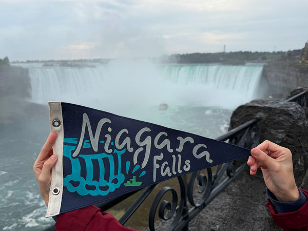 Niagara Falls Vintage-Inspired Pennant