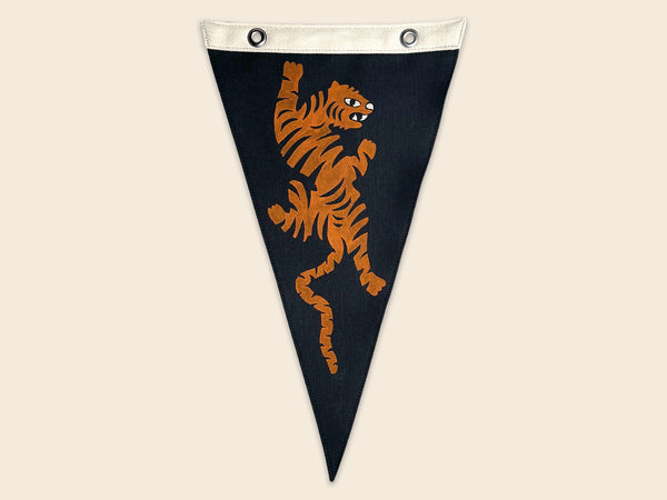 Tiger Vintage-Inspired Pennant
